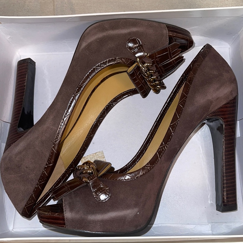 Women’s Designer Shoes